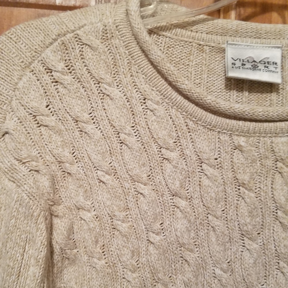 Villager sport by Liz Claiborne cable knit cream sweater medium